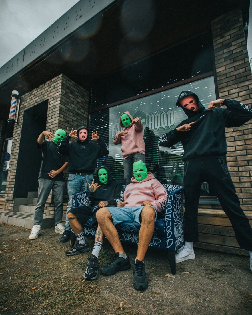 FADE HOOD barberių studija Jonavos g. 37, Kaune